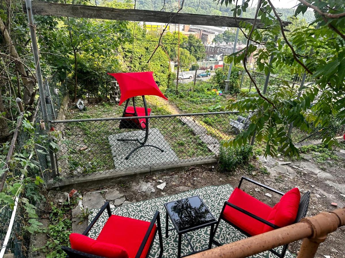 8-A Diamond In Yonkers, Ny Hotel Eksteriør billede